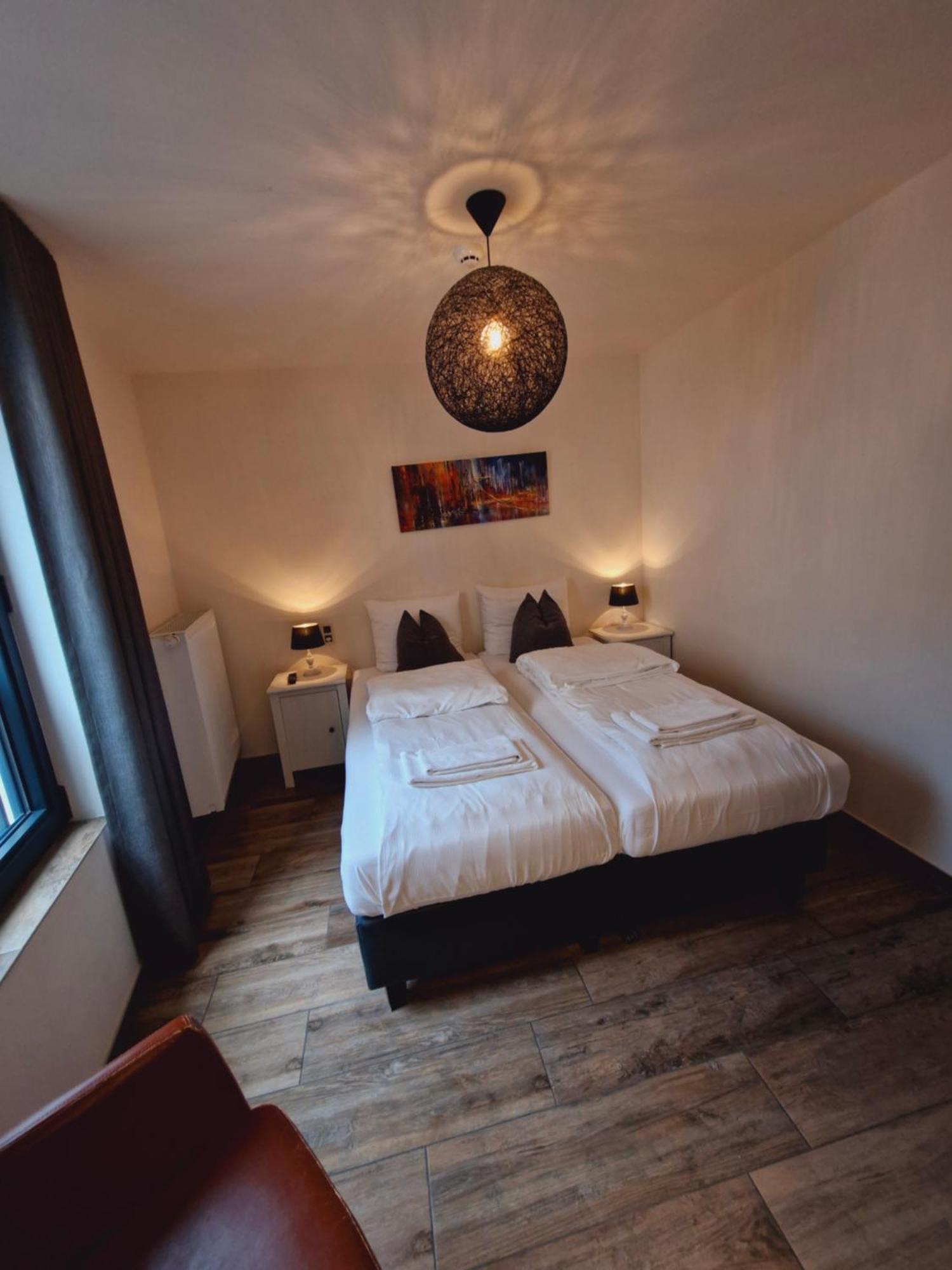 Hotel Ladeuze Löwen Zimmer foto
